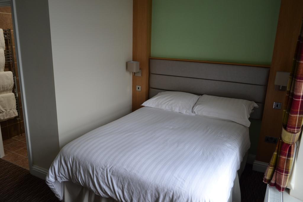 Oak Tree Inn ستانلي المظهر الخارجي الصورة